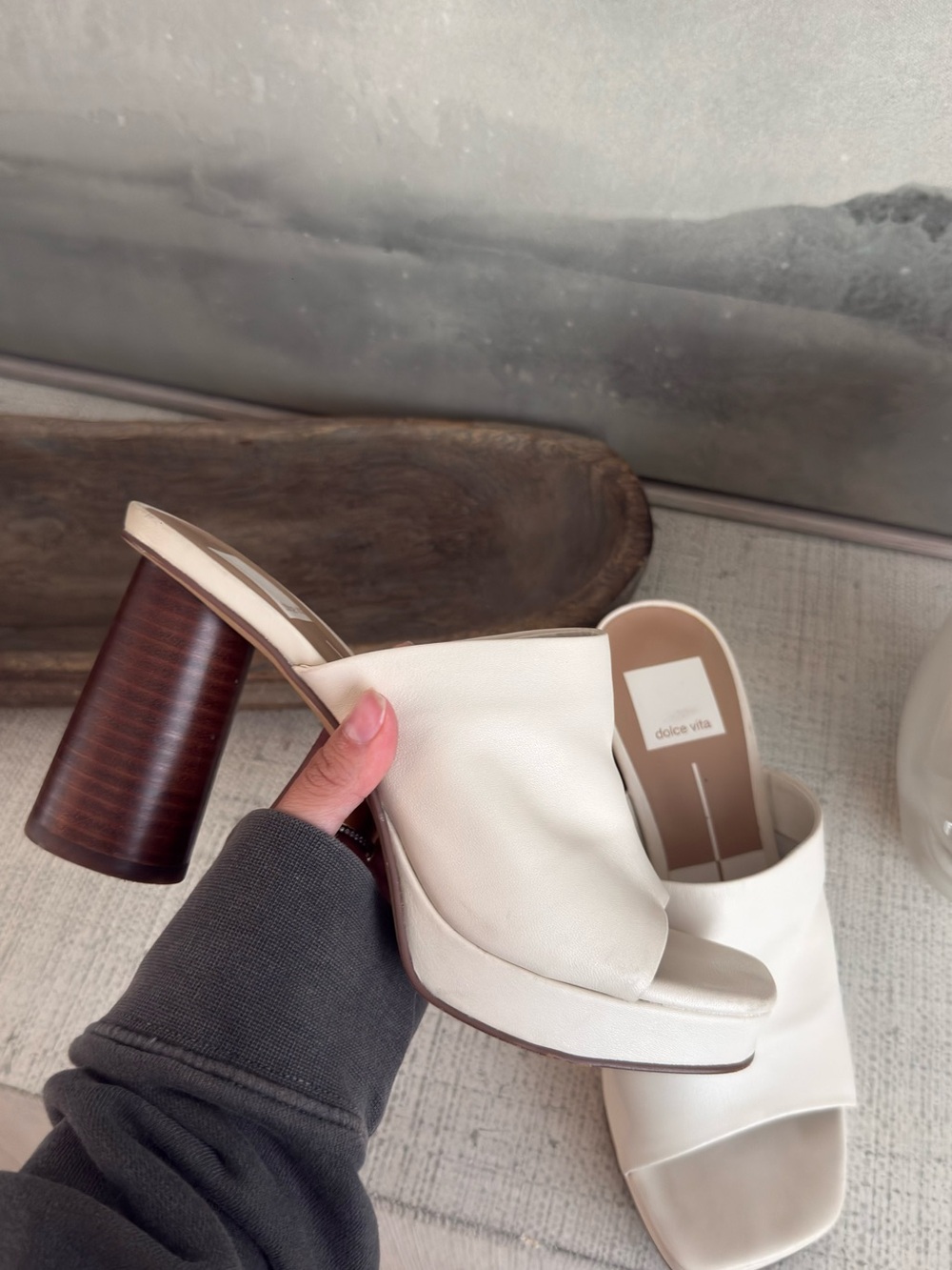 Dolce Vita Cream Leather Open-Toe Block Heel Mules - Picture 1 of 2